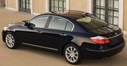 Hyundai Genesis 2011 rear view