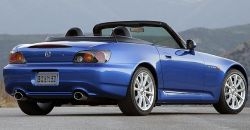 Honda S2000 2002 rear view