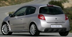 Renault Clio RS 2009 rear view