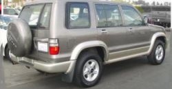 Isuzu Trooper 2000 rear view