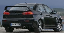 Mitsubishi Lancer Evolution 2010 rear view