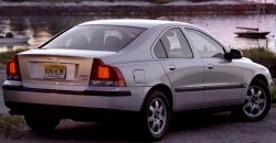 Volvo S60 2003 rear view