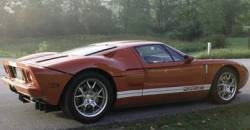 Ford GT 2005 rear view