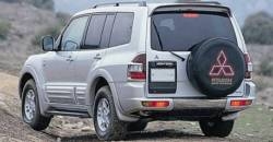 Mitsubishi Pajero 2006 rear view