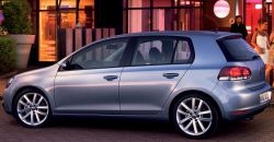 Volkswagen Golf 2010 rear view