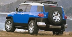 Toyota FJ Cruiser 2011 rear view