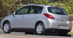 Nissan Tiida 2013 rear view