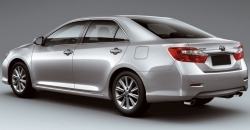 Toyota Aurion 2013 rear view