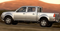 Tata Xenon 2015 rear view