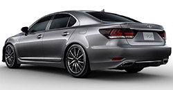 Lexus LS 2015 rear view