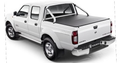 Nissan Pickup 2015 rear view