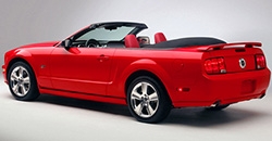 Ford Mustang Convertible 2007 rear view