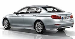 BMW 5-Series 2015 rear view