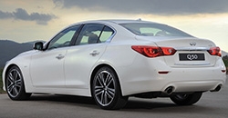 Infiniti Q50 2017 rear view