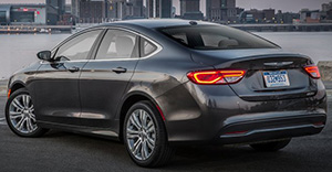 Chrysler 200 2017 rear view