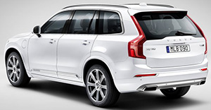 Volvo XC90 2020 rear view