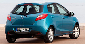 Mazda 2 2014 rear view