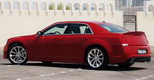 Chrysler 300 SRT 2018 rear view