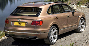 Bentley Bentayga 2019 rear view