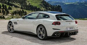 Ferrari GTC4Lusso 2018 rear view