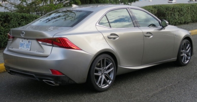 Lexus IS 2019 rear view