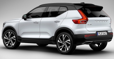 Volvo XC40 2020 rear view