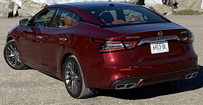 Nissan Maxima 2019 rear view