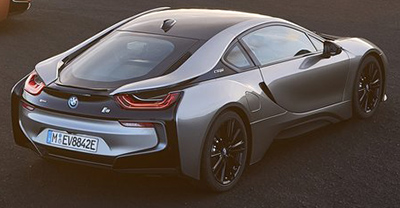 BMW i8 2022 rear view