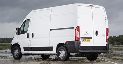 Peugeot Boxer 2019 rear view