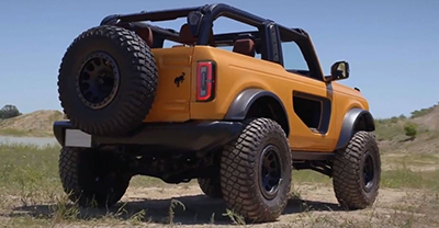 Ford Bronco 2-door 2021 rear view