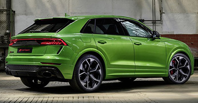 Audi RS Q8 2023 rear view