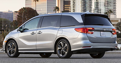 Honda Odyssey 2022 rear view