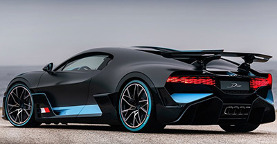 Bugatti Divo 2022 rear view