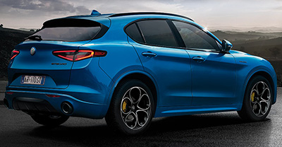 Alfa Romeo Stelvio 2020 rear view