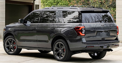 Ford Expedition 2023 rear view