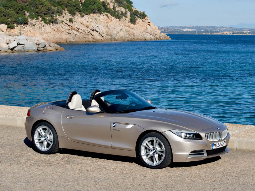 2010 BMW Z4 officially revealed