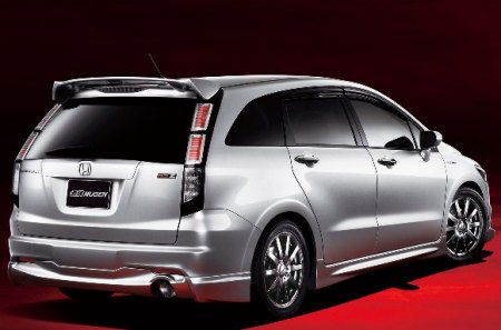 Honda Stream gets Mugen body kit