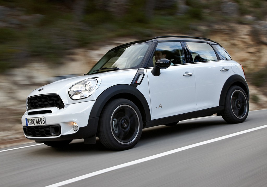 Mini Countryman crossover revealed