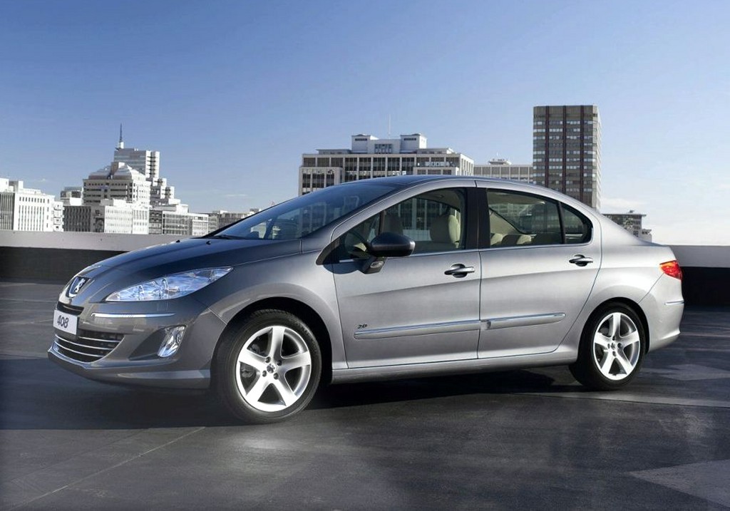 Peugeot 408 2011 sedan for Chinese market