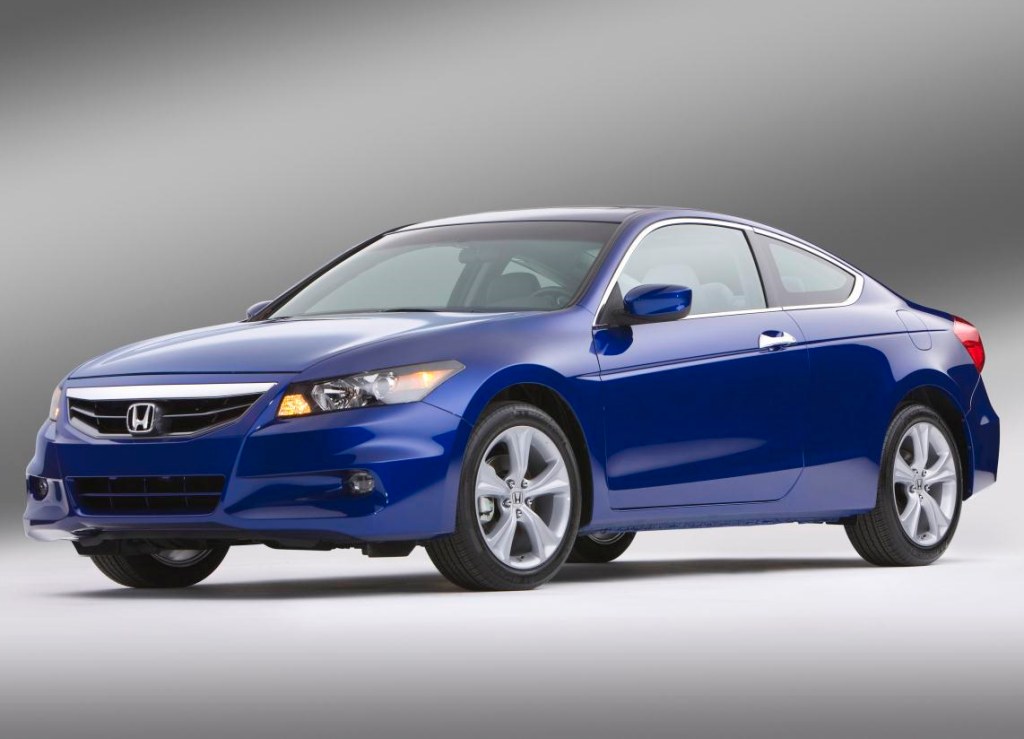 Honda Accord 2011 sedan & coupe get a facelift