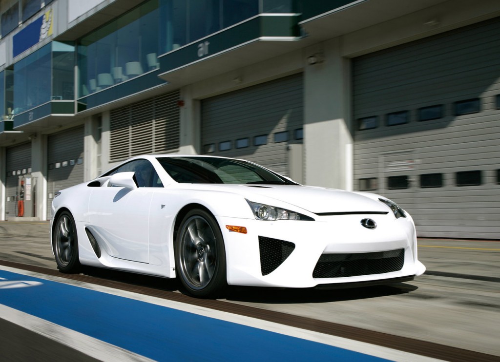 Lexus LFA sold in UAE by invitation only