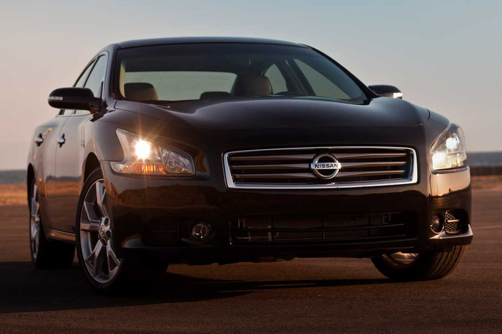 2012 Nissan Maxima mid-life facelift