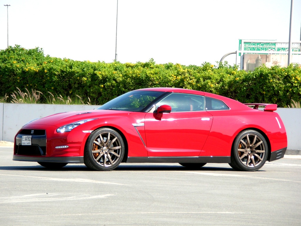 2012 Nissan GT-R Black Edition