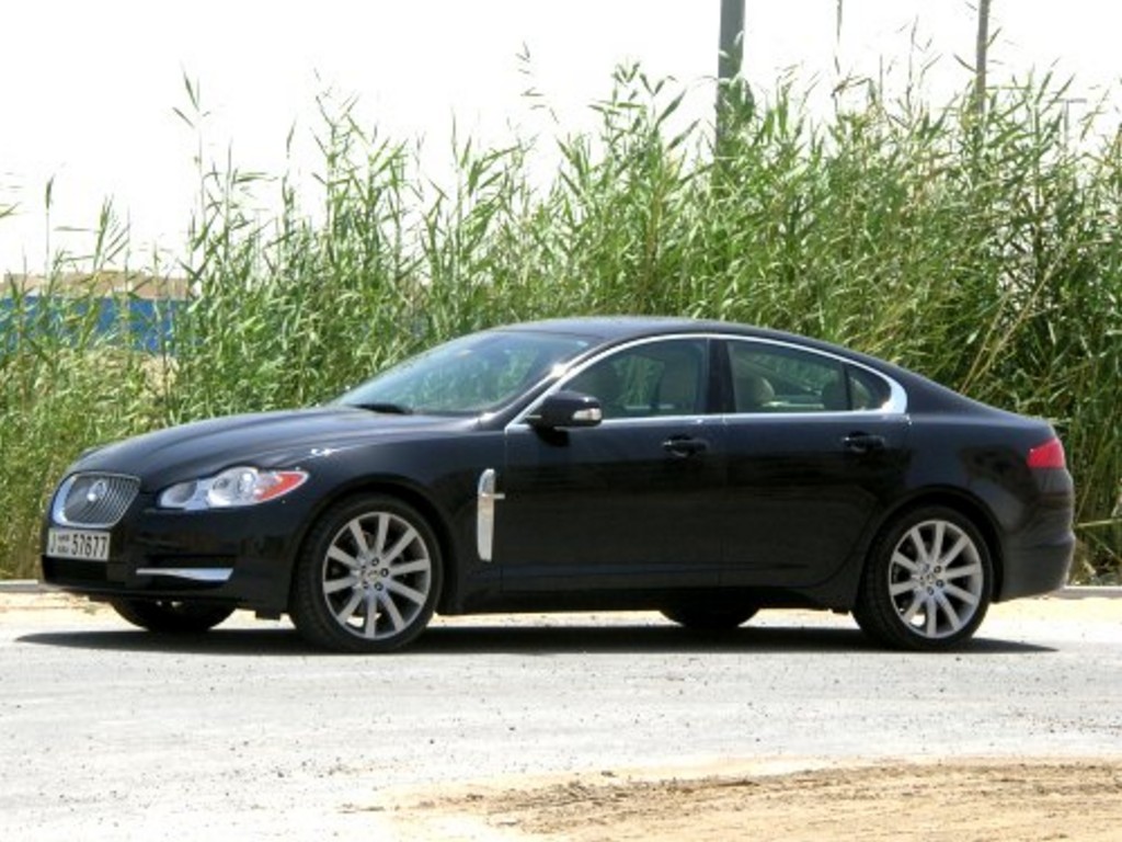 2009 Jaguar XF V8