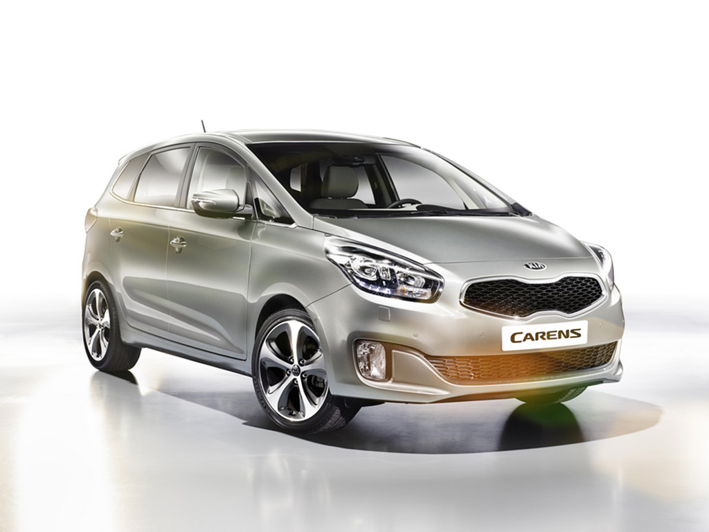 All new Kia Carens revealed at Paris Auto Show