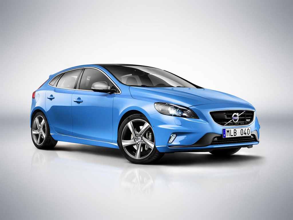 2013 Volvo V40 R-Design debuts at Paris Motor Show