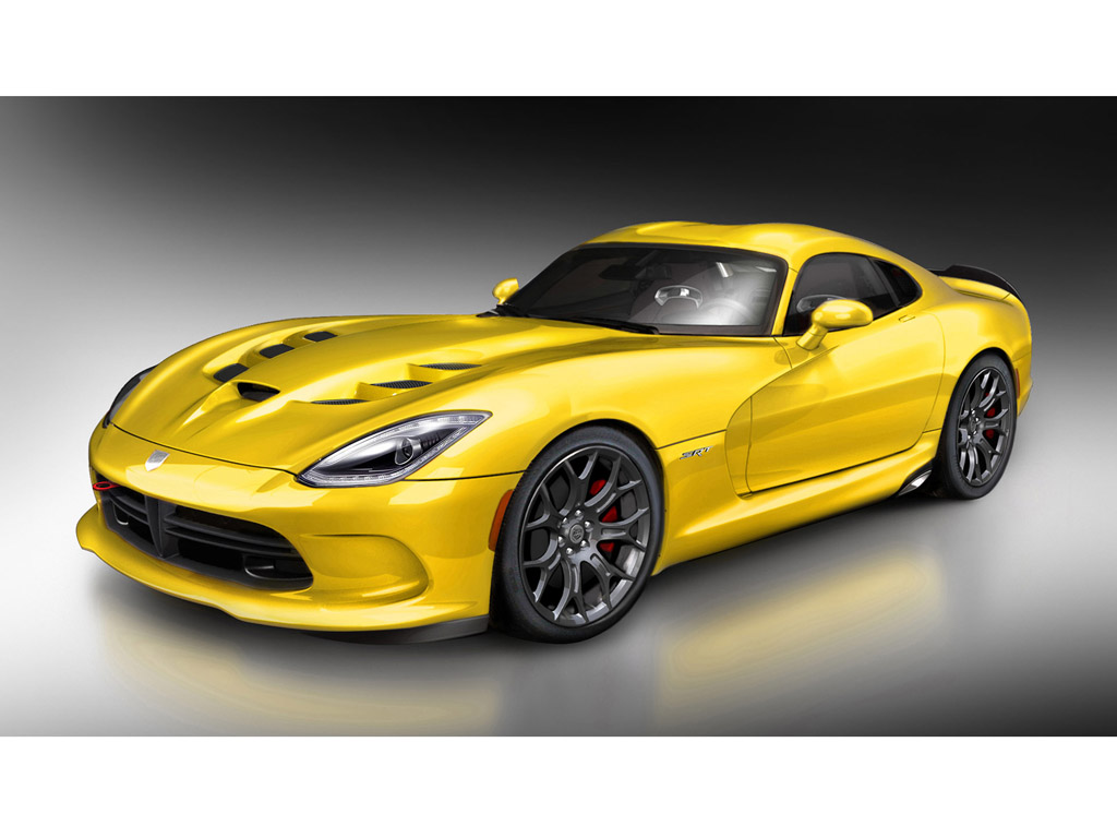 2013 SRT Viper decked up in Mopar accessories at SEMA