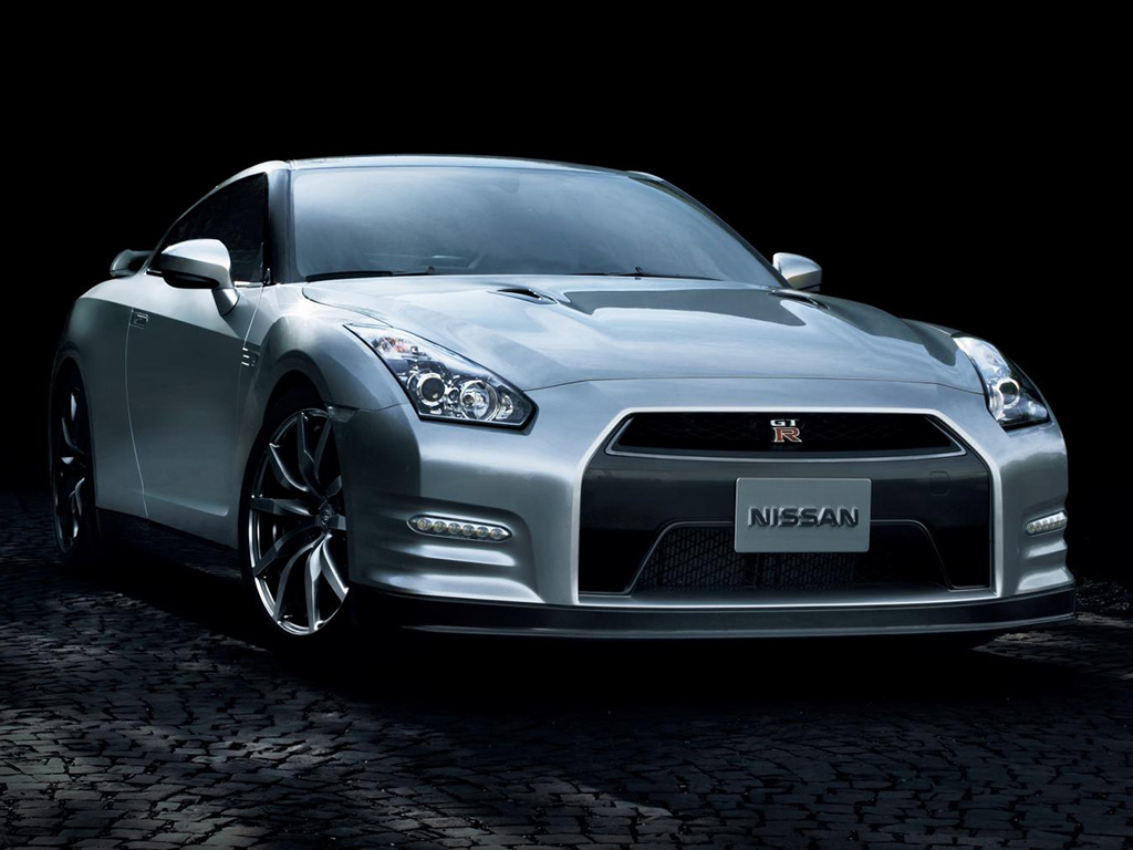 2013 Nissan GT-R performance details released