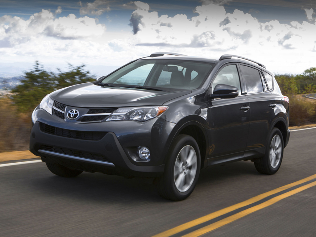 2013 Toyota RAV4 debuts at LA Auto Show