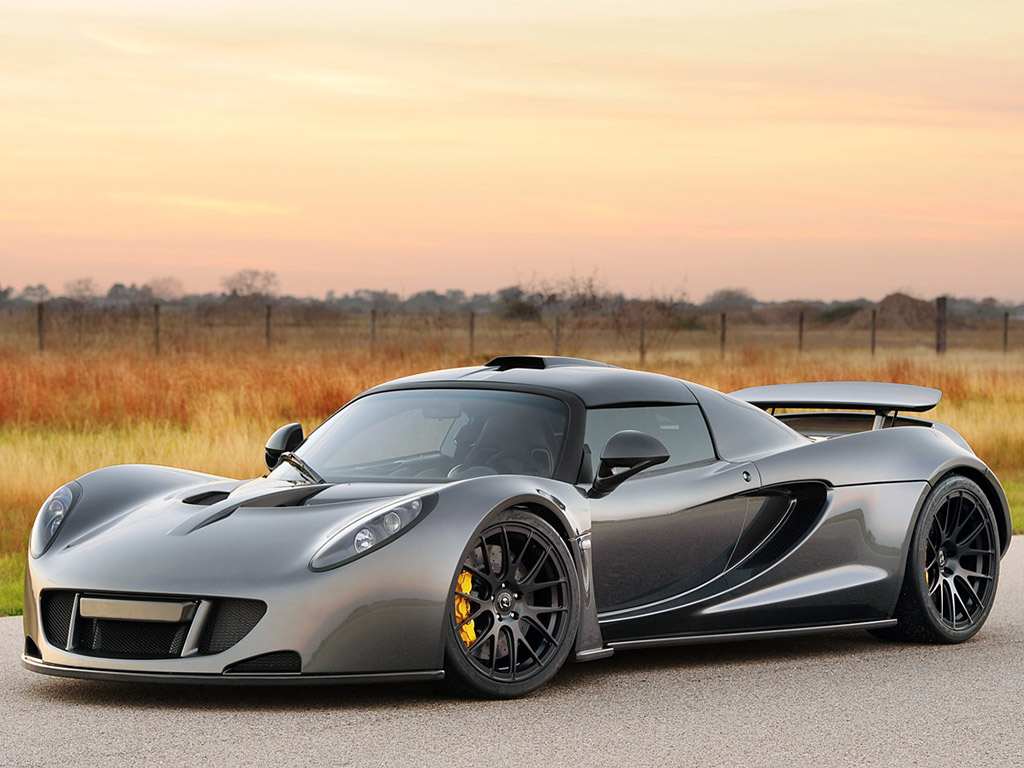 Hennessey Venom GT sets 0-300 kph World Record